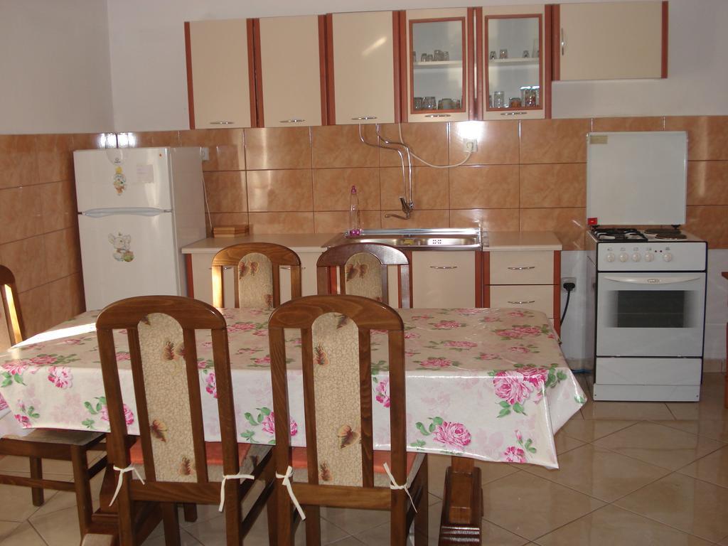 Apartment Blaza Senj  Zimmer foto